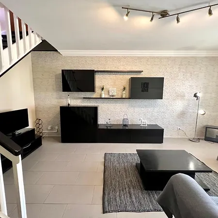 Casa Cabo Avelar T4 - شقة بينيش