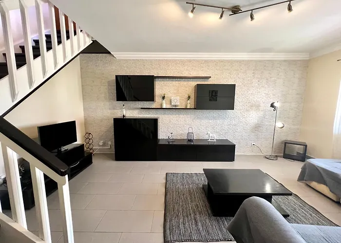 Casa Cabo Avelar T4 - شقة بينيش